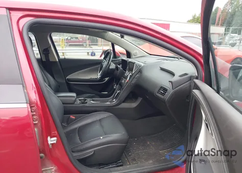 2013 Chevrolet Volt z USA, uszkodzony, nr VIN 1G1RB6E46DU136382